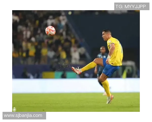 足球明星进球后的经典庆祝动作揭秘与背后的故事分享